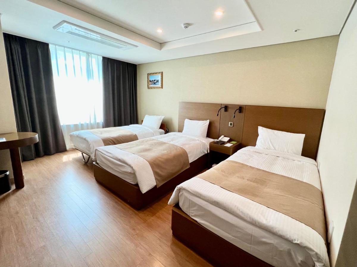 Crown Harbor Hotel Busan Bagian luar foto